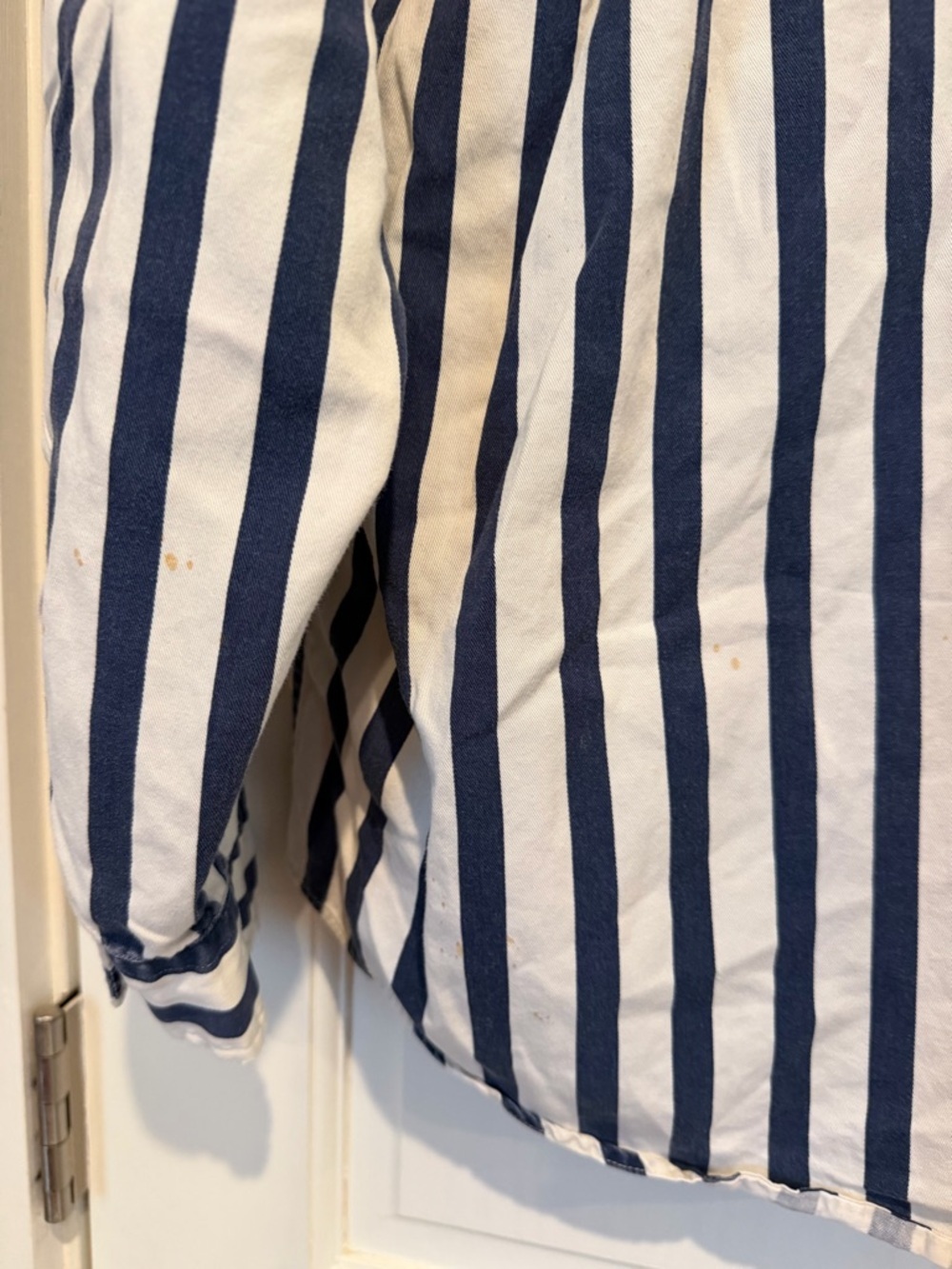 Vintage 90s Tommy Hilfiger Men’s Navy & White Vertical Stripe Button-Down Shirt - Picture 8 of 8